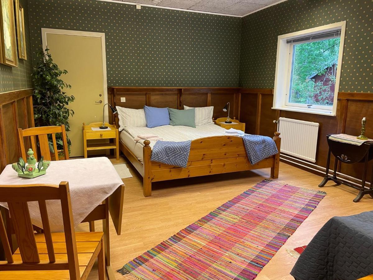 Stenhaella Bed&Breakfast Holmsjo Экстерьер фото